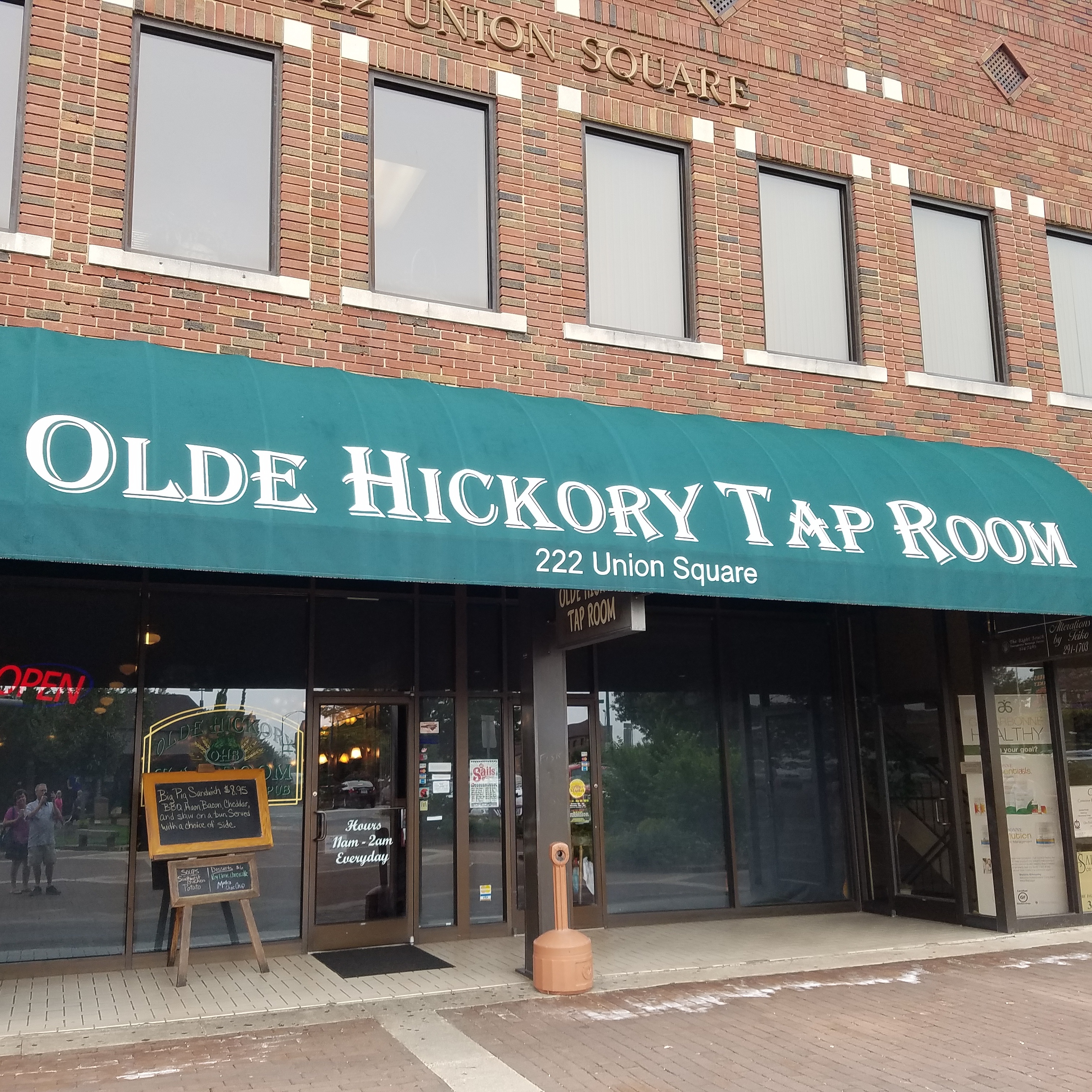 Olde Hickory Taproom Hickory Nc Search For The Holy Ale